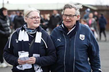 Preston North End taraftarları, 30 Mart 2025 tarihinde İngiltere 'nin Preston kenti Deepdale' de Preston North End - Aston Villa maçında oynanan Emirates FA Cup çeyrek finalleri sırasında stadyuma geldiler.