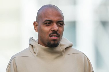 Aston Villa 'dan Donyell Malen, 30 Mart 2025 tarihinde Preston North End - Aston Villa, Deepdale, İngiltere' de oynanan Emirates FA Cup çeyrek finalleri sırasında stadyuma geldi.