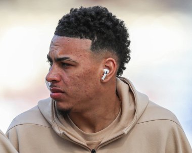 Aston Villa 'dan Morgan Rogers, 30 Mart 2025' te Birleşik Krallık 'ın Deepdale kentinde düzenlenen Preston North End - Aston Villa çeyrek finalleri sırasında stadyuma geldi.