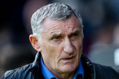 West Bromwich Albion 'dan Tony Mowbray, 29 Mart 2025' te Norwich City, Norwich Road, Norwich Albion 'a karşı oynanan Sky Bet Şampiyonası maçından önce