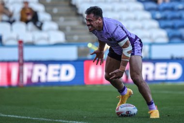 Hull KR 'dan Sauaso Sue, 30 Mart 2025' te John Smith Stadyumu 'nda oynanan 6. Betfred Süper Lig karşılaşmasında Huddersfield Giants ile Hull KR karşılaşmasını kutluyor.