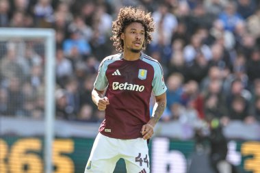 Aston Villa takımından Boubacar Kamara, 30 Mart 2025 tarihinde Birleşik Krallık 'ın başkenti Preston' da Preston North End 'e karşı Aston Villa ile oynanan çeyrek final karşılaşmasında