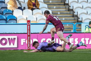 Hull KR 'dan Tom Davies, 30 Mart 2025' te John Smith 'in Stadyumu' nda oynanan 6. Betfred Süper Lig karşılaşmasında Huddersfield Giants 'a karşı Hull KR maçına çıkıyor.