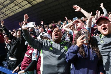 Villa taraftarları, 30 Mart 2025 tarihinde Preston North End - Aston Villa maçında oynanan Emirates FA Cup çeyrek final maçında 0-3 'lük galibiyeti kutladılar.