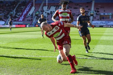 Wigan Warriors takımından Liam Marshall 30 Mart 2025 'te Wigan Red Devils' e karşı oynanan Betfred Süper Lig 6. Raundunda skoru 26-0 yaptı.