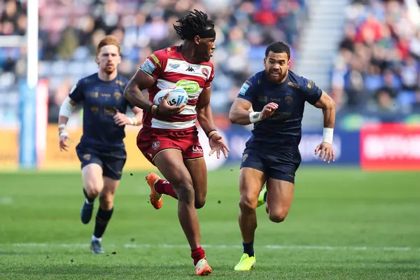 Wigan Warriors 'dan Junior Nsemba, 30 Mart 2025' te İngiltere 'nin Wigan şehrindeki Brick Community Stadyumu' nda oynanan 6.