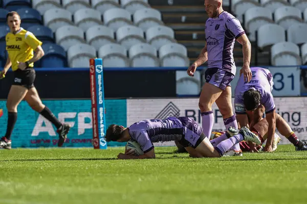 Hull KR 'dan Arthur Mourgue, 30 Mart 2025' te John Smith Stadyumu, Huddersfield, Birleşik Krallık 'ta oynanan 6.