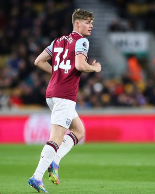 West Ham United takımından Evan Ferguson Premier League maçında Wolverhampton Wanderers, Molineux, Wolverhampton 'da West Ham United' a karşı, 1 Nisan 2025
