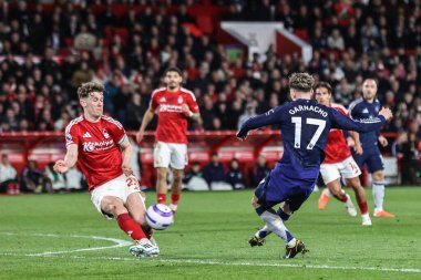 Nottingham Ormanı 'ndan Ryan Yates Manchester United' dan Alejandro Garnacho 'nun Premier League maçı sırasında Manchester United' a karşı City Ground, Nottingham, Birleşik Krallık 'ta 1 Nisan 2025' de attığı şutu blokladı.