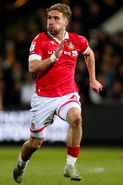 Wrexham AFC takımından Sam Smith, 1 Nisan 2025 'te Cambridge United ile Wrexham maçında Abbey Stadyumu, Cambridge' de karşılaşacak.