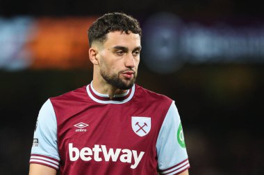 Premier Lig karşılaşmasında West Ham United 'tan Max Kilman, Wolverhampton Wanderers' a karşı Molineux, Wolverhampton, Birleşik Krallık, 1 Nisan 2025