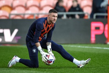 Blackpool 'dan Richard O' Donnell, 1 Nisan 2025 'te Bloomfield Road, Blackpool' da oynanan Blackpool-Blackpool maçında maç öncesi ısınma maçında...