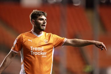 Blackpool 'dan Tom Bloxham takımına, 1 Nisan 2025' te Bloomfield Road, Blackpool 'da oynanan Blackpool - 1.