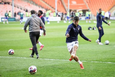 Blackpool 'dan Rob Apter, 1 Nisan 2025' te Bloomfield Road, Blackpool 'da oynanan Blackpool-Blackpool maçında maç öncesi ısınma maçında...