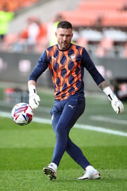 Blackpool 'dan Richard O' Donnell, 1 Nisan 2025 'te Bloomfield Road, Blackpool' da oynanan Blackpool-Blackpool maçında maç öncesi ısınma maçında...