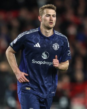 Manchester United 'dan Matthijs de Ligt Premier Lig maçı sırasında Nottingham Forest Manchester United' a karşı City Ground, Nottingham, 1 Nisan 2025