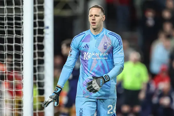 Nottingham Ormanı 'ndan Matz Sels Premier League maçı sırasında Nottingham Forest Manchester United' a karşı City Ground, Nottingham, 1 Nisan 2025