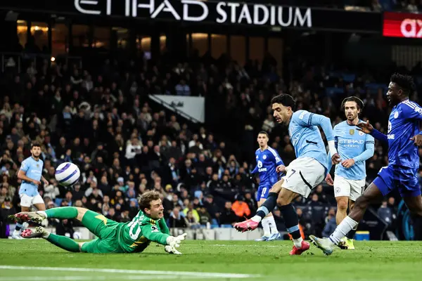 Manchester City 'den Omar Marmoush Premier League maçında Manchester City ile Leicester City maçında 2-0 berabere kaldı.