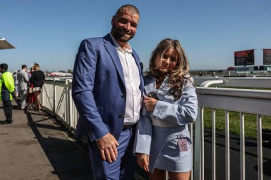 Randox Grand National 2025 'te yarışa katılanlar 3. Gün Aintree Yarış Pisti, Liverpool, 5 Nisan 2025