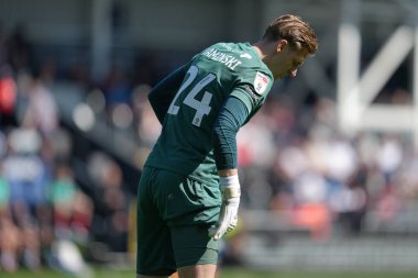 Luton Town 'dan Thomas Kaminski Gök Bahis Şampiyonası' nda Luton Town, Leeds United 'a karşı 5 Nisan 2025' te Kenilworth Road, Luton, İngiltere 'de oynanan karşılaşma.
