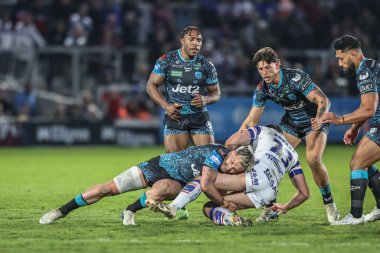 Wakefield Trinity 'den Josh Rourke, 4 Nisan 2025' te Birleşik Krallık 'ın Wakefield Stadyumu' nda oynanan Betfred Challenge Kupası çeyrek final maçında Leoparlardan Ethan O 'neill tarafından yenildi.