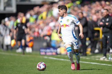 Leeds United 'dan Malikane Solomon Gök İddia Şampiyonası' nda Luton Town, Leeds United 'a karşı 5 Nisan 2025' te Kenilworth Road, Luton, İngiltere 'de oynanan karşılaşma.