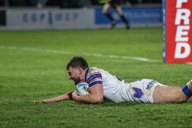 Wakefield Trinity 'den Josh Rourke, Birleşik Krallık' ın Wakefield şehrinde bulunan DIY Kitchens Stadyumu 'nda oynanan Betfred Challenge Cup Quarter Final maçında şansını deniyor.