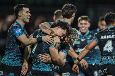 Leigh Leoparları 'ndan Lachlan Lam, Birleşik Krallık' ın Wakefield şehrinde bulunan DIY Kitchens Stadyumu 'nda oynanan Betfred Challenge Kupası çeyrek final maçında şansını kutluyor.