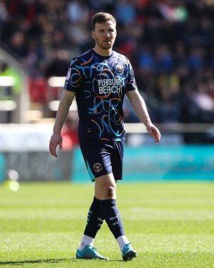 Blackpool takımından Lee Evans 5 Nisan 2025 'te New York Stadyumu' nda oynanan maçta Rotherham United 'a karşı Blackpool maçında