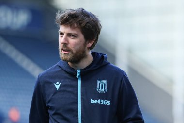 Stoke City 'den Ben Pearson, 5 Nisan 2025' te İngiltere 'nin Deepdale kentindeki Preston North End-Stoke City maçında stadyuma geldi.