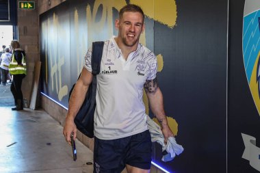 Warrington Wolves takımından Matt Dufty, 6 Nisan 2025 'te İngiltere' nin Warrington kentinde oynanan Betfred Challenge Kupası çeyrek final maçı sırasında Halliwell Jones Stadyumu 'nda Warrington Wolves ile St. Helens maçına geldi.