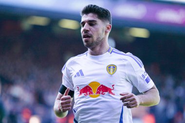 Leeds United 'dan Malikane Solomon Gök İddia Şampiyonası' nda Luton Town, Leeds United 'a karşı 5 Nisan 2025' te Kenilworth Road, Luton, İngiltere 'de oynanan karşılaşma.