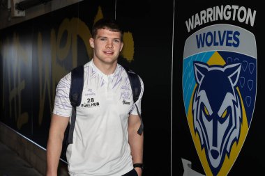 Warrington Wolves 'tan Jake Thewlis, 5 Nisan 2025' te Warrington, İngiltere 'deki Halliwell Jones Stadyumu' nda oynanan Betfred Challenge Kupası çeyrek final maçı öncesinde geldi.