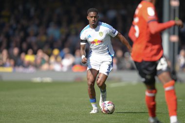 Leeds United takımının Jnior Firpo 'su Luton Town - Leeds United maçında 5 Nisan 2025' te Kenilworth Road, Luton, İngiltere 'de karşılaştı.