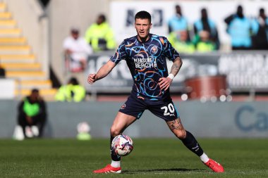 Blackpool takımından Oliver Casey, 5 Nisan 2025 'te New York Stadyumu, Rotherham United' a karşı Blackpool 'da oynanan Sky Bet 1 karşılaşmasında görev başında.