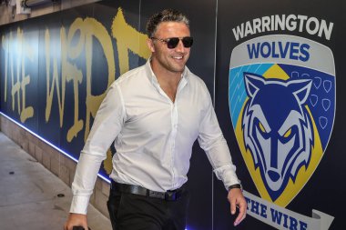 Sam Burgess Warrington Wolves 'un baş antrenörü, 6 Nisan 2025' te Warrington, İngiltere 'deki Halliwell Jones Stadyumu' nda oynanan Betfred Challenge Kupası çeyrek final maçı sırasında geldi.