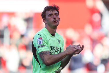 Blackpool 'dan Harry Tyrer, 5 Nisan 2025' te New York Stadyumu 'nda oynanan Sky Bet 1 karşılaşmasında takımının kaybetmesine tepki gösterdi.