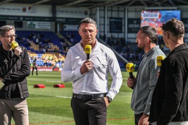 Sam Burgess Warrington Wolves baş antrenörü Betfred Challenge Kupası çeyrek final maçı sırasında BBC Sport ile konuştu. Warrington Wolves, St. Helens 'e karşı Halliwell Jones Stadyumu, Warrington, Birleşik Krallık, 6 Nisan 2025