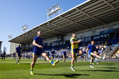 Warrington Wolves takımından Danny Walker, Betfred Challenge Kupası çeyrek final maçı öncesinde Halliwell Jones Stadyumu, Warrington, Birleşik Krallık 'ta 5 Nisan 2025' de oynanan Warrington Wolves-St Helens maçında ısındı.