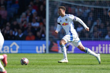 Leeds United takımından Ethan Ampadu, Luton Town - Leeds United maçında 5 Nisan 2025 'te Kenilworth Road, Luton, İngiltere' de karşılaştı.