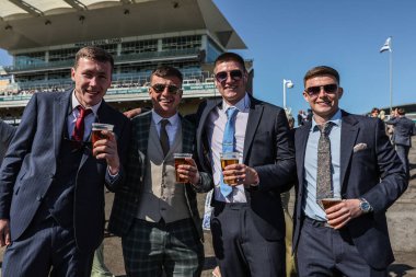 Randox Grand National 2025 'te yarışa katılanlar 3. Gün Aintree Yarış Pisti, Liverpool, 5 Nisan 2025