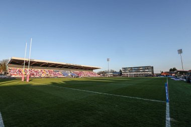 DIY Kitchens Stadyumu 'nun genel görüntüsü Betfred Challenge Kupası çeyrek final maçı öncesinde DIY Kitchens Stadyumu, Wakefield, Birleşik Krallık' ta Wakefield Trinity 'ye karşı Leigh Leopards maçı, 4 Nisan 2025