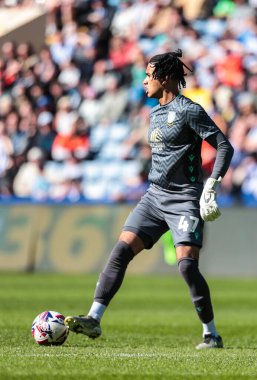 Pierce Charles Sheffield Çarşamba kalecisi, 5 Nisan 2025 'te Sheffield Çarşamba günü Hillsborough, Sheffield, İngiltere' de Hull City 'e karşı oynanan Sky Bet Şampiyonası maçında.