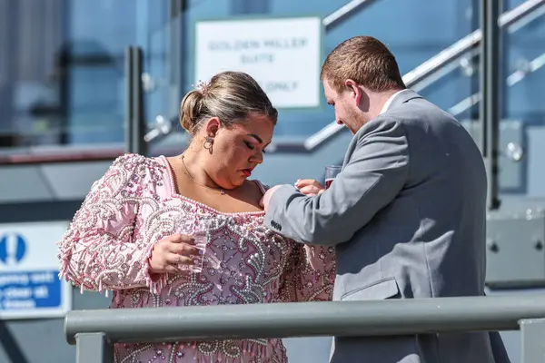 Randox Grand National 2025 'te yarışa katılanlar 3. Gün Aintree Yarış Pisti, Liverpool, İngiltere, 5 Nisan 202