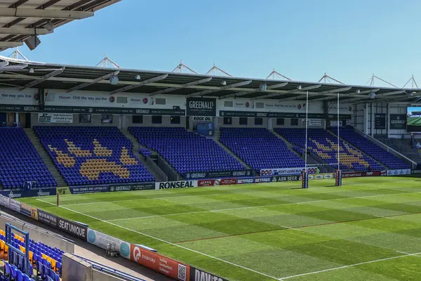 Halliwell Jones Stadyumu 'nun Betfred Challenge Kupası çeyrek final maçı sırasında Halliwell Jones Stadyumu, Warrington, 6 Nisan 2025' te Warrington Wolves-St Helens maçında genel bir görüntüsü.