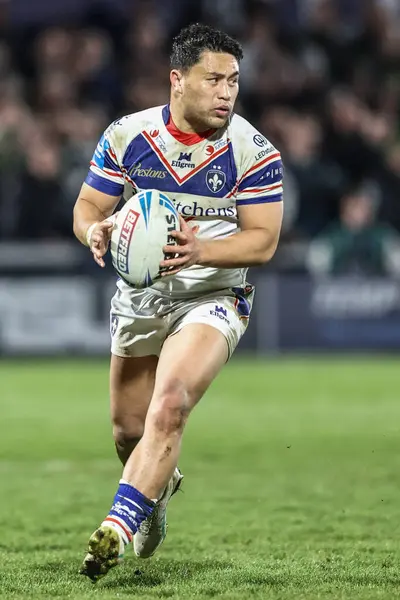 Wakefield Trinity 'den Mason Lino Betfred Challenge Kupası çeyrek final maçında Wakefield Trinity ile Leigh Leopards' a karşı DIY Kitchens Stadyumu, Wakefield, Birleşik Krallık, 4 Nisan 2025