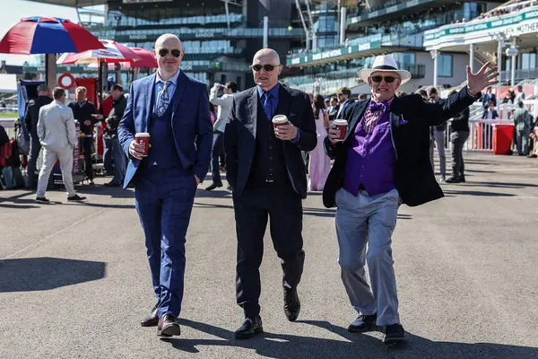 Randox Grand National 2025 'te yarışa katılanlar 3. Gün Aintree Yarış Pisti, Liverpool, 5 Nisan 2025