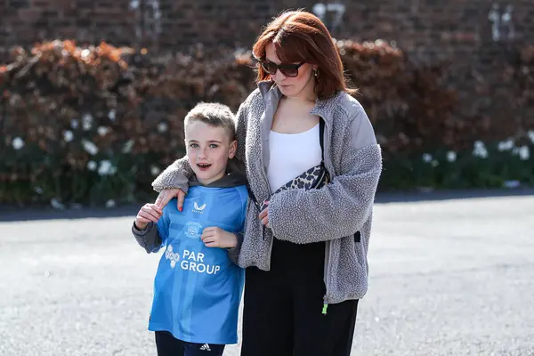 Preston North End taraftarı, 5 Nisan 2025 'te İngiltere' nin Deepdale kentinde oynanan Preston North End Stoke City maçında stadyuma geldi.