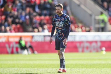 Blackpool takımından Hayden Coulson, 5 Nisan 2025 'te New York Stadyumu' nda oynanan maçta Rotherham United 'a karşı Blackpool maçında...