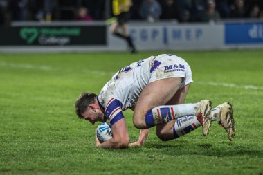 Wakefield Trinity 'den Josh Rourke, Birleşik Krallık' ın Wakefield şehrinde bulunan DIY Kitchens Stadyumu 'nda oynanan Betfred Challenge Cup Quarter Final maçında şansını deniyor.